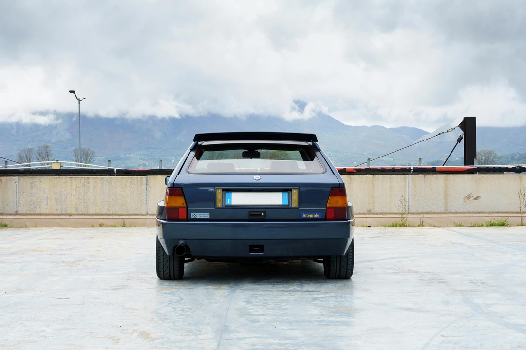 1992 Lancia Delta 1st Gen - Image 15 of 31
