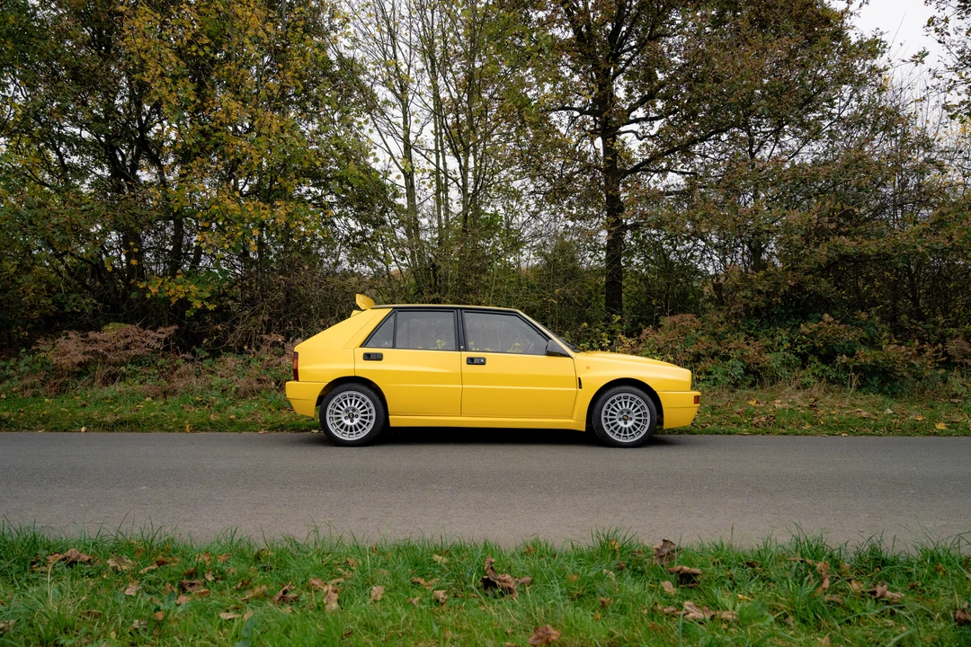 1992 Lancia Delta 1st Gen - Image 16 of 31