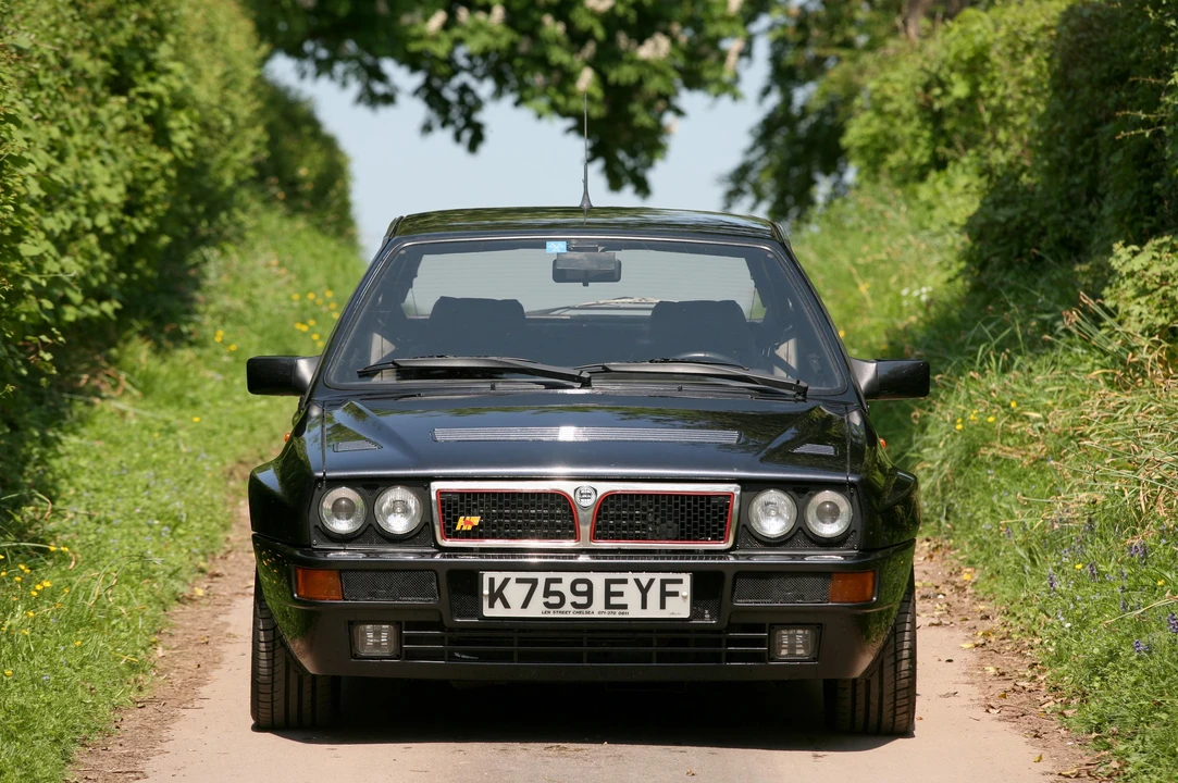 1992 Lancia Delta 1st Gen - Image 5 of 5