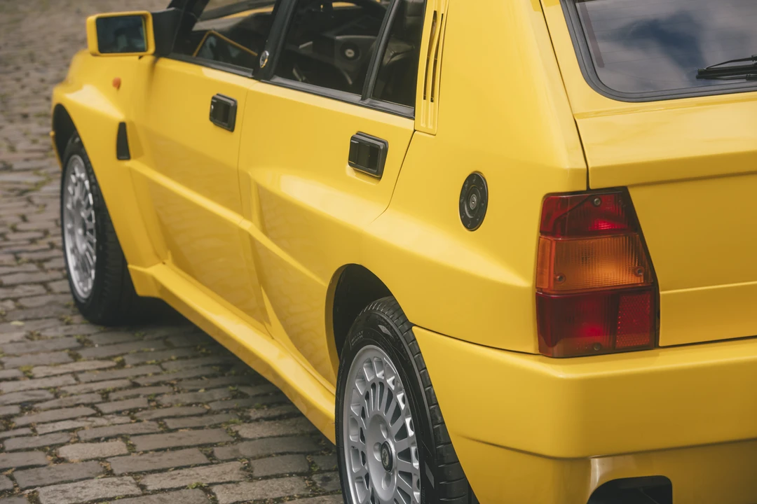 1992 Lancia Delta 2nd Gen - Image 17 of 31