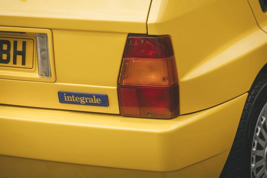 1992 Lancia Delta 2nd Gen - Image 27 of 31