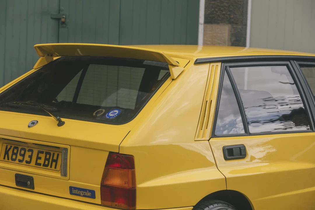 1992 Lancia Delta 2nd Gen - Image 28 of 31