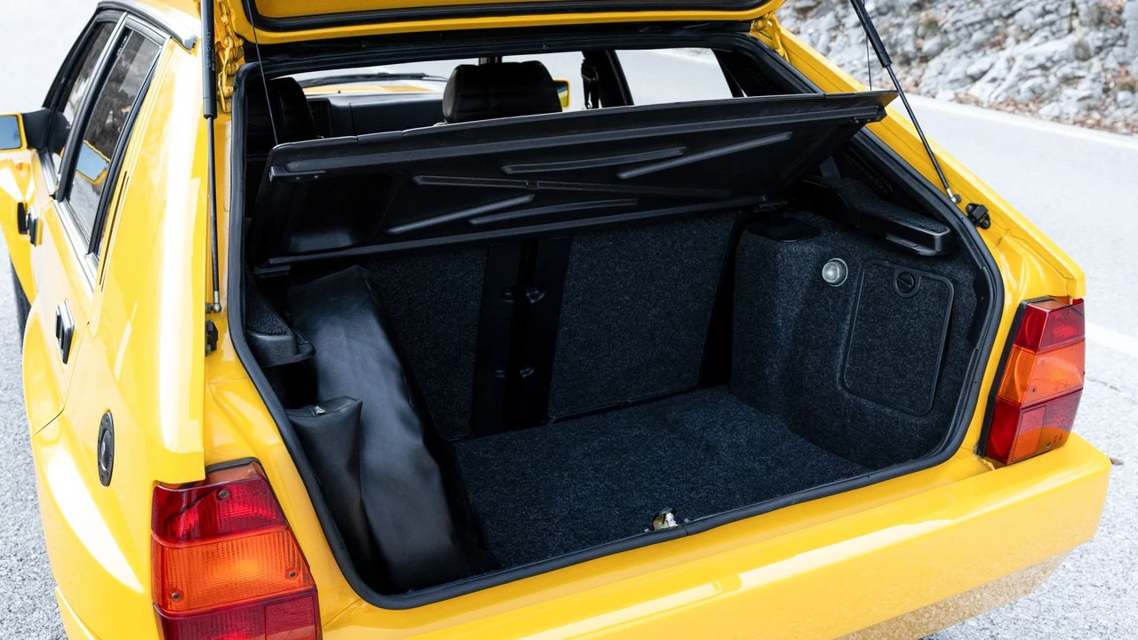 1992 Lancia Delta 1st Gen - Image 6 of 31