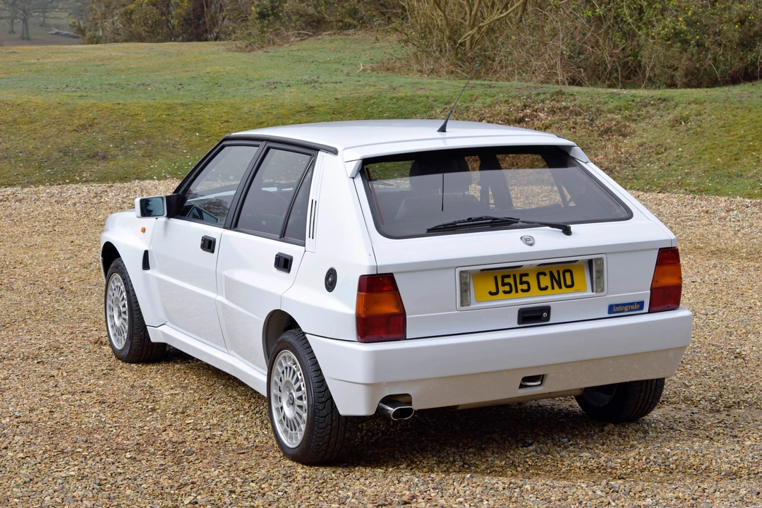 1992 Lancia Delta 1st Gen - Image 5 of 8