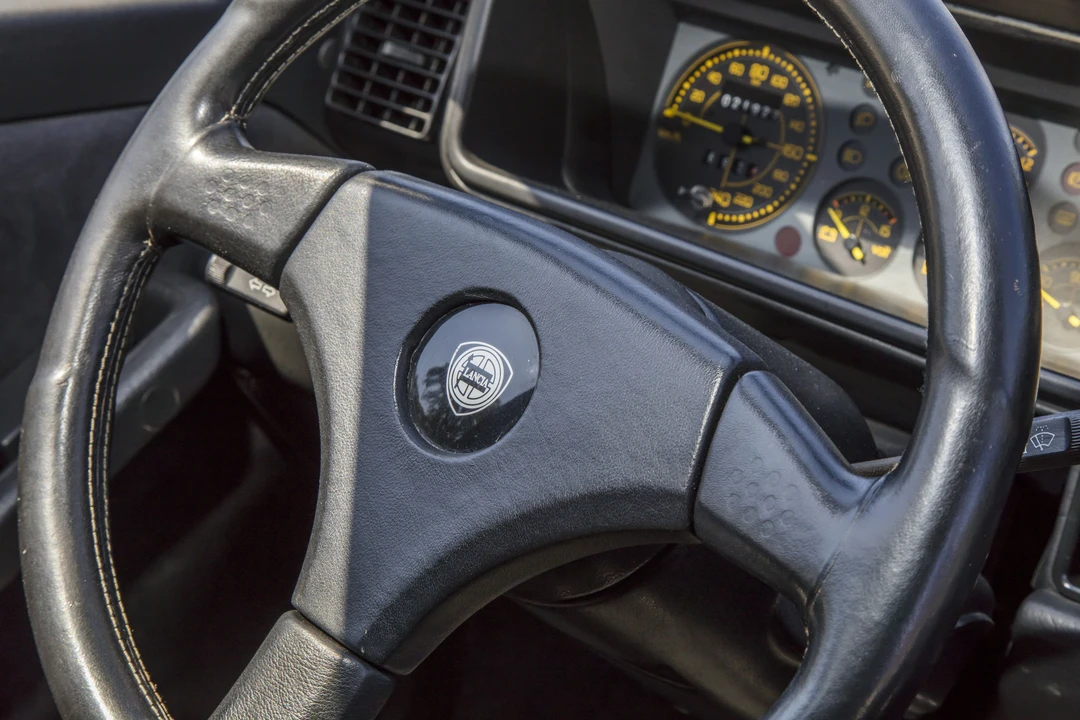 1992 Lancia Delta 1st Gen - Image 18 of 31