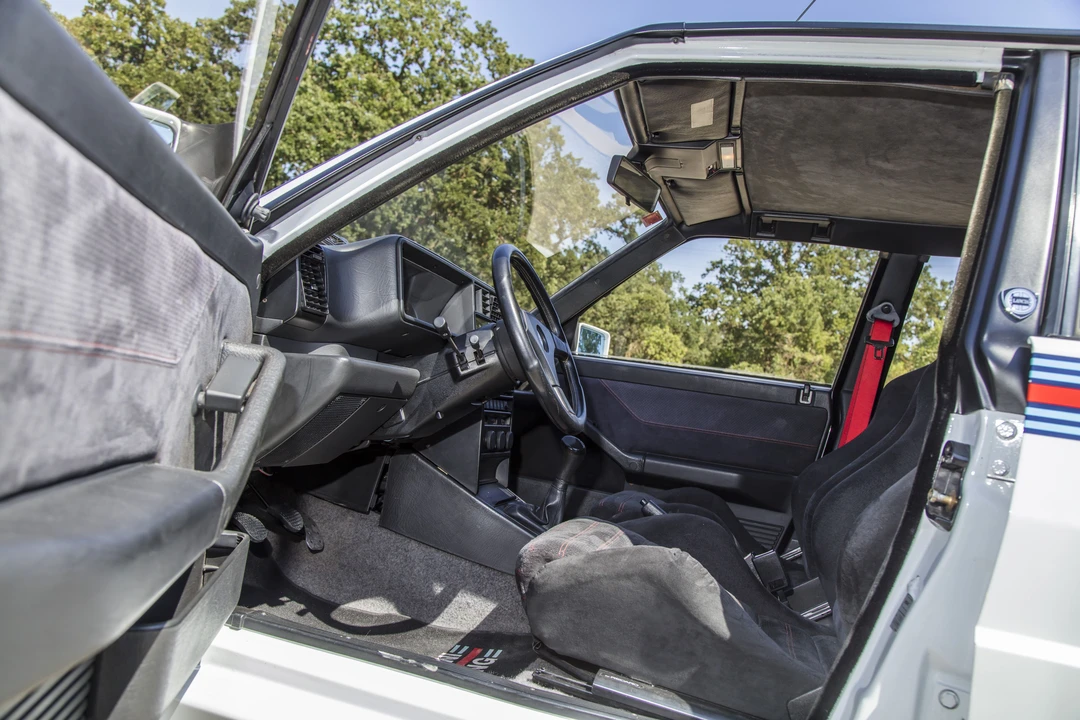 1992 Lancia Delta 1st Gen - Image 17 of 31