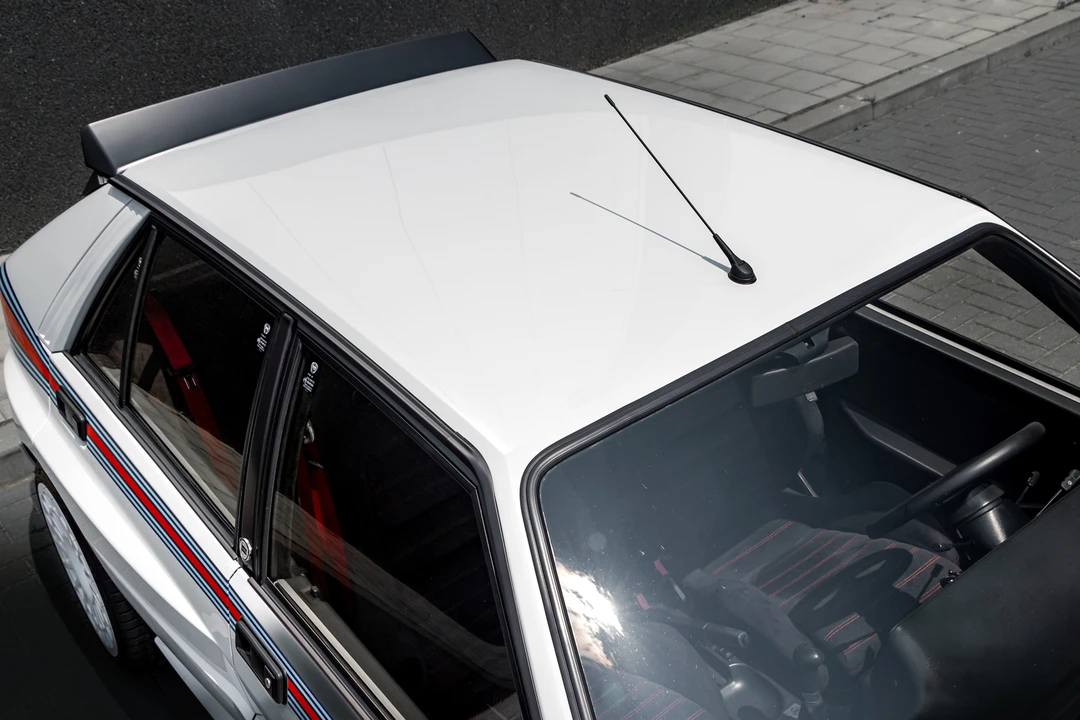 1992 Lancia Delta 1st Gen - Image 15 of 31