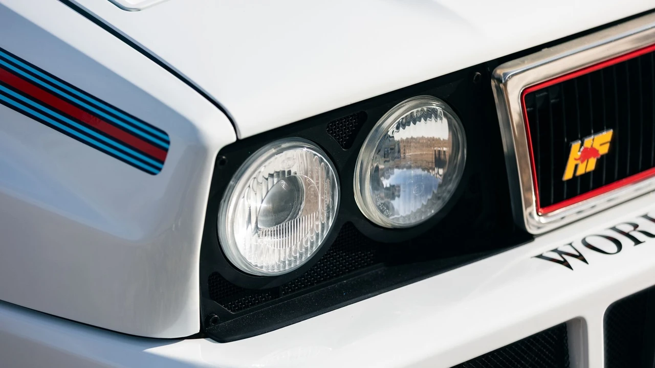 1992 Lancia Delta 1st Gen - Image 30 of 31