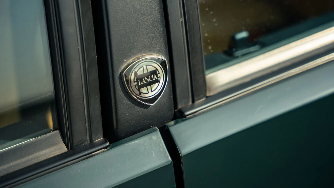 1992 Lancia Delta 1st Gen - Image 22 of 31