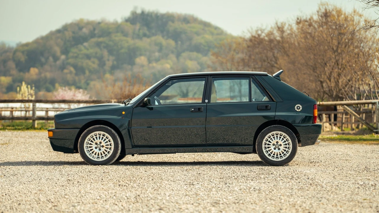 1992 Lancia Delta 1st Gen - Image 16 of 31