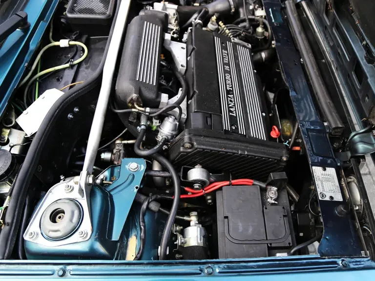 1992 Lancia Delta 1st Gen - Image 16 of 31