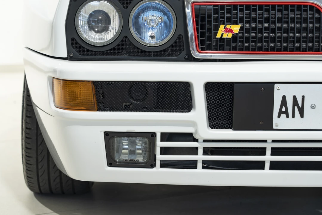 1992 Lancia Delta 1st Gen - Image 23 of 31
