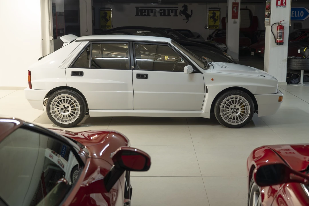 1992 Lancia Delta 1st Gen - Image 8 of 31