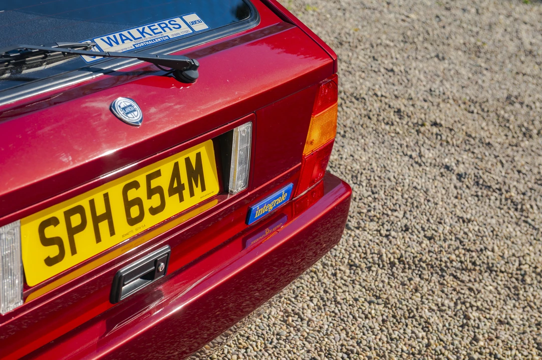 1992 Lancia Delta 1st Gen - Image 28 of 31