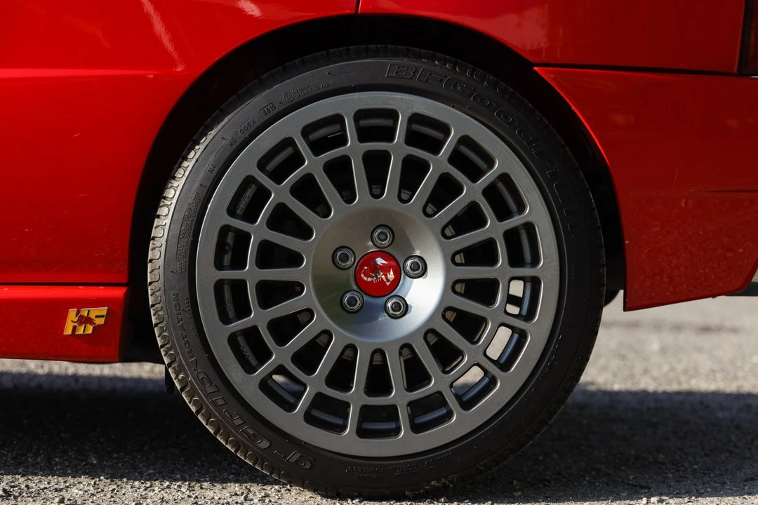 1992 Lancia Delta 1st Gen - Image 16 of 30