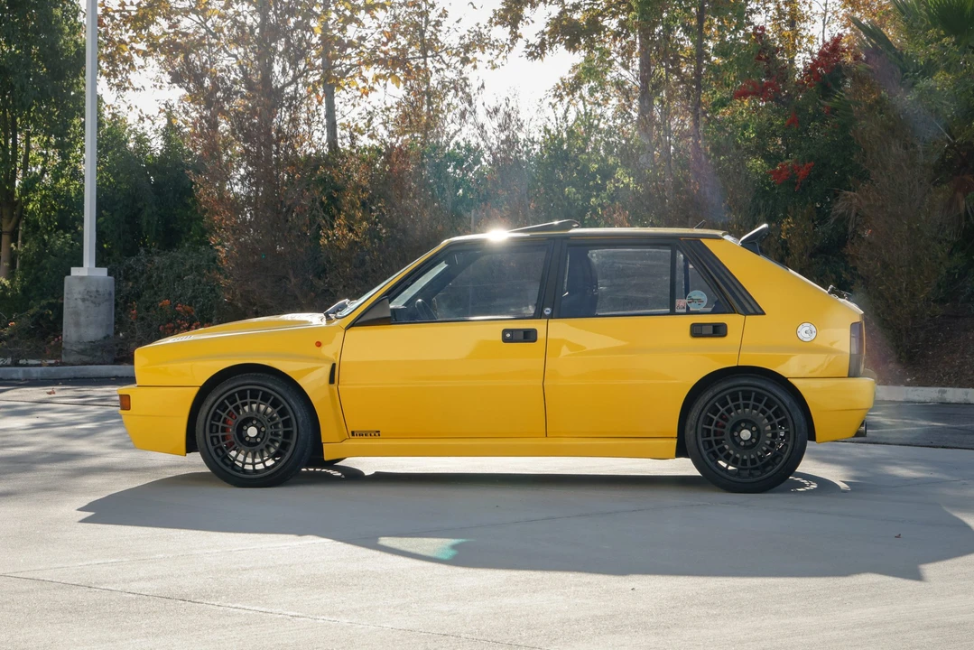 1992 Lancia Delta 1st Gen - Image 16 of 31