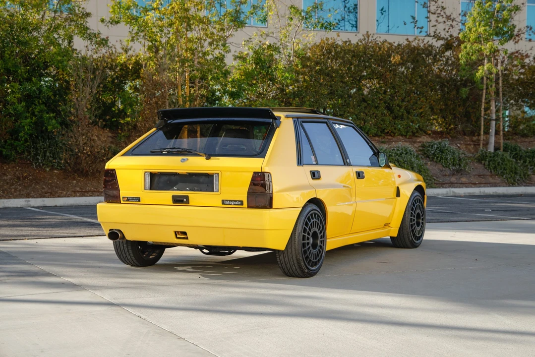 1992 Lancia Delta 1st Gen - Image 11 of 31