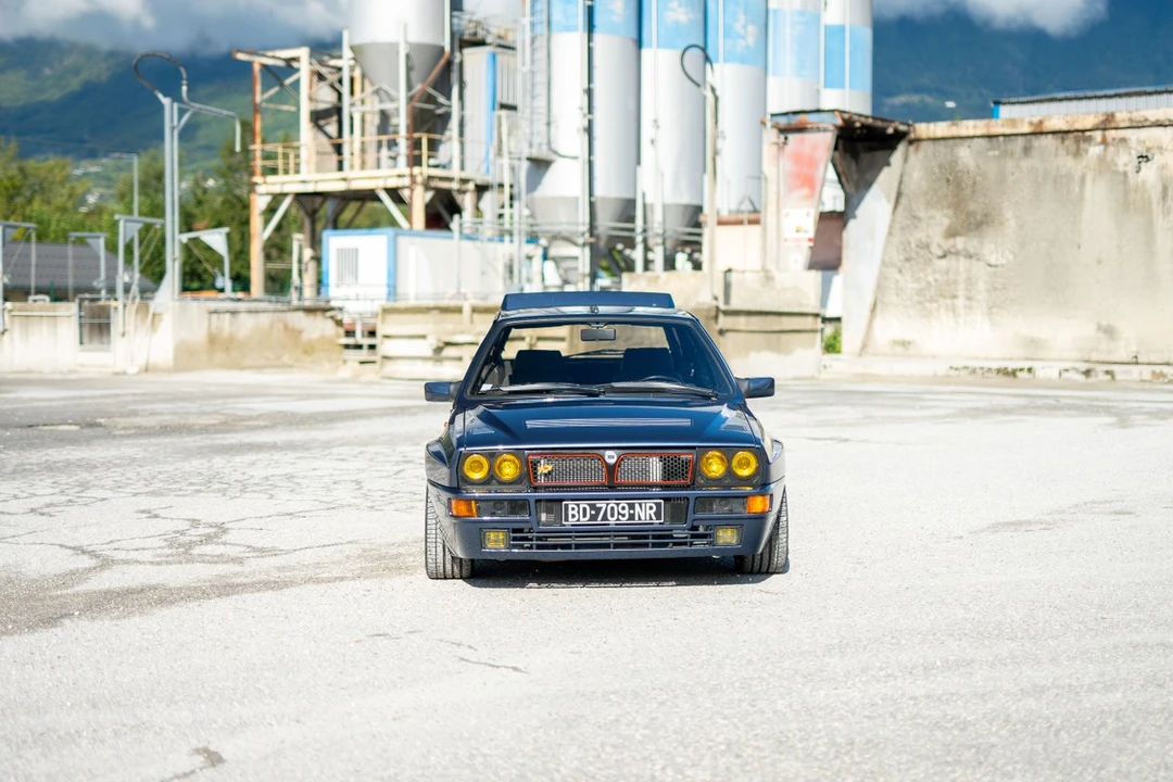 1992 Lancia Delta 1st Gen - Image 11 of 30