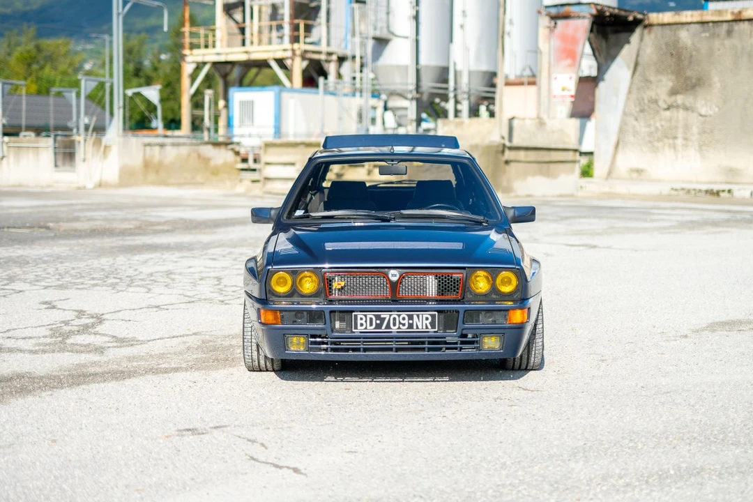 1992 Lancia Delta 1st Gen - Image 14 of 30