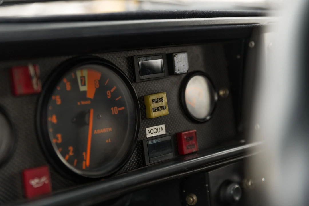 1992 Lancia Delta 1st Gen - Image 8 of 31