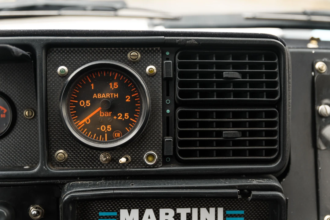 1992 Lancia Delta 1st Gen - Image 29 of 31