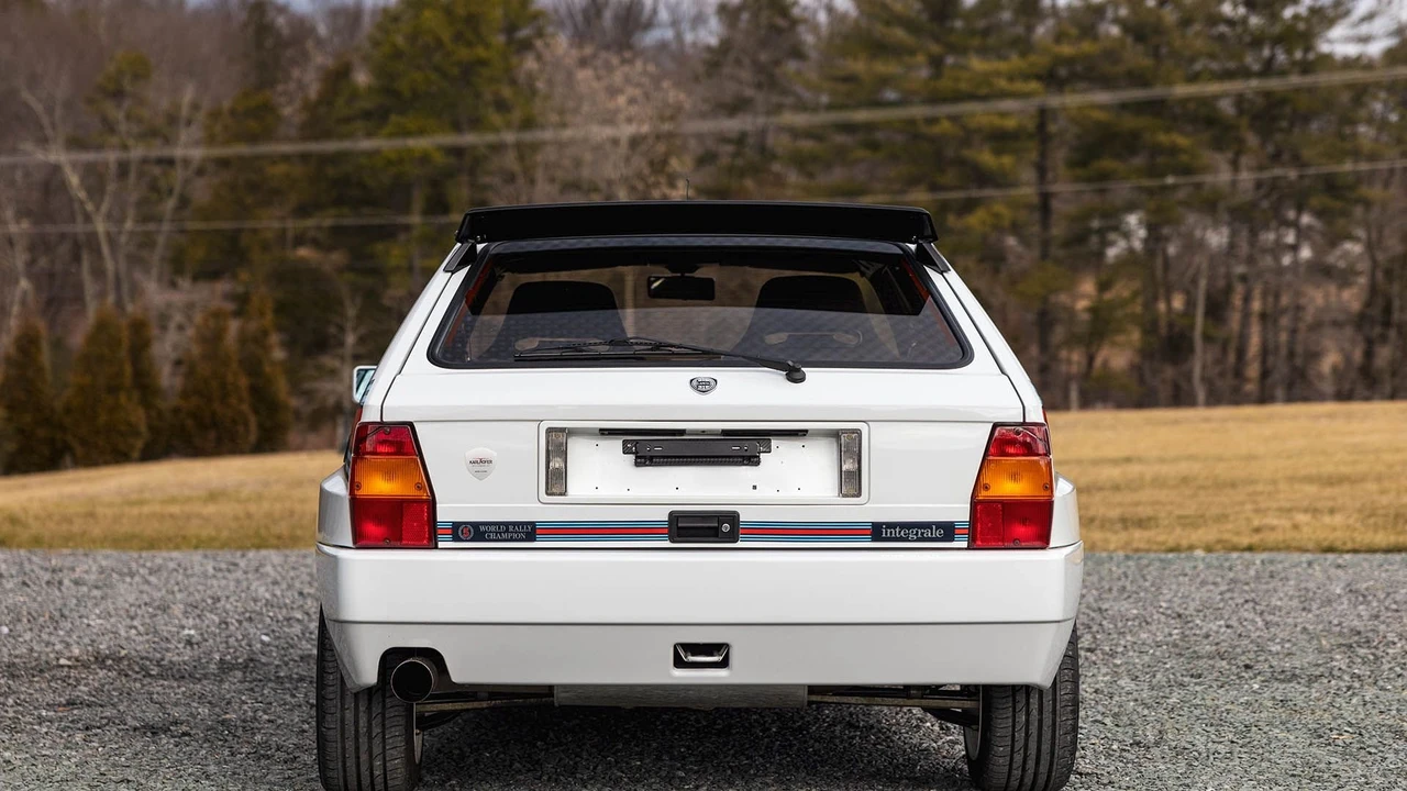 1992 Lancia Delta 1st Gen - Image 12 of 31