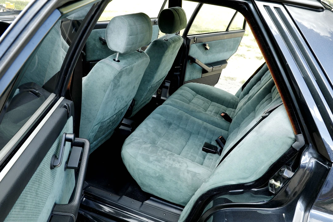 1992 Lancia Delta 1st Gen - Image 23 of 31