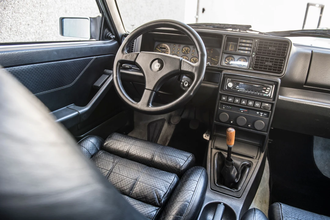 1992 Lancia Delta 1st Gen - Image 23 of 31