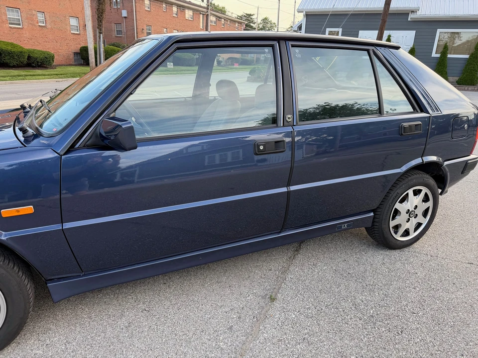 1992 Lancia Delta 1st Gen - Image 26 of 31