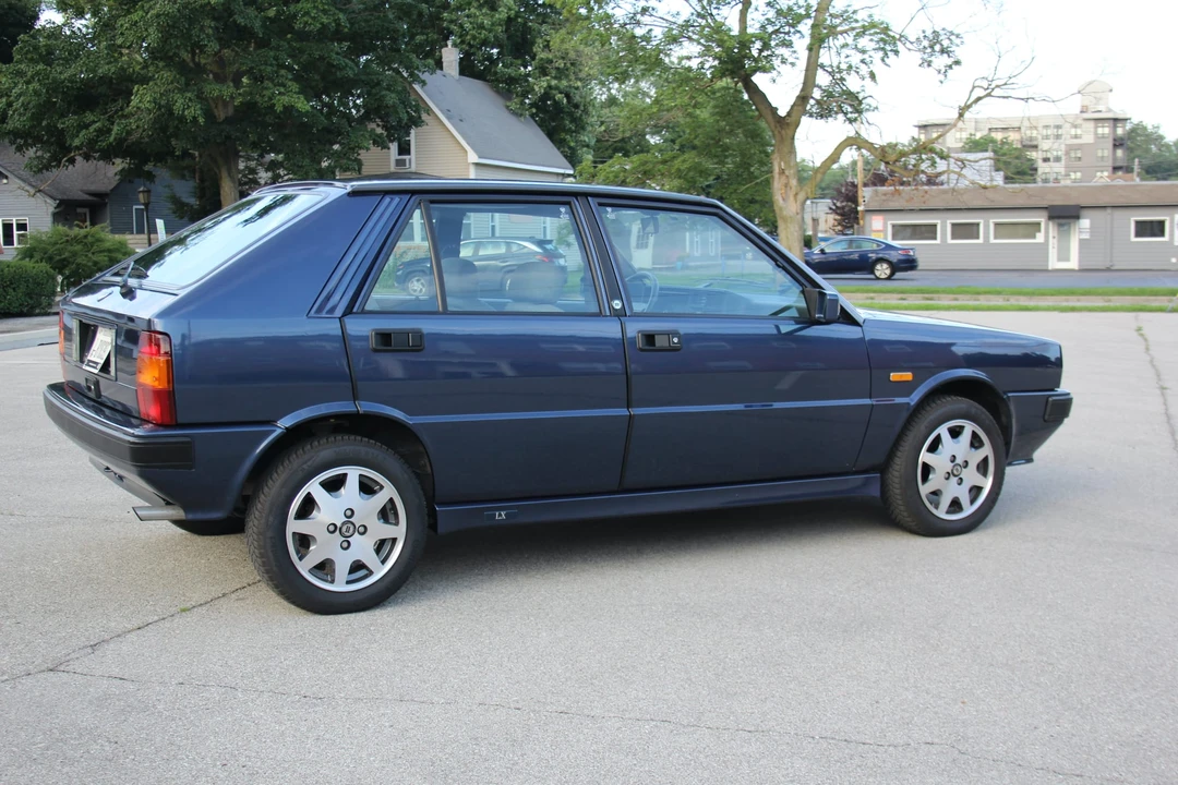 1992 Lancia Delta 1st Gen - Image 12 of 31