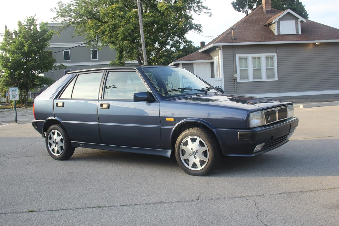 1992 Lancia Delta 1st Gen - Image 14 of 31