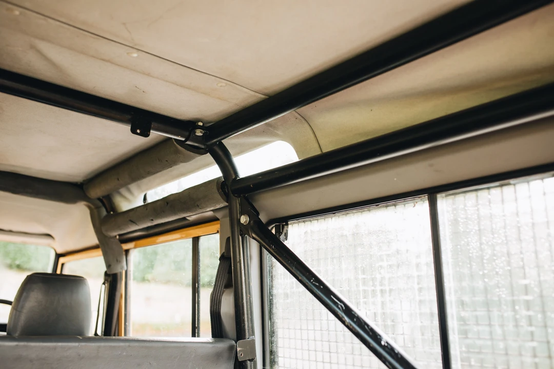 1992 Land Rover Defender 110 - Image 26 of 31