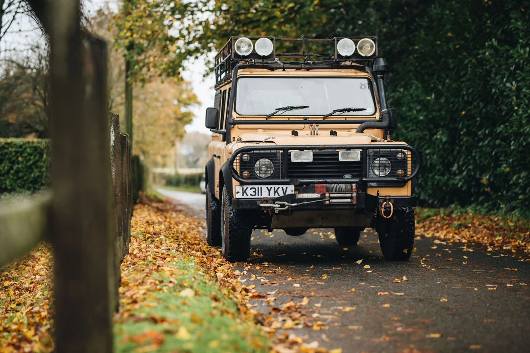 1992 Land Rover Defender 110 - Image 6 of 31