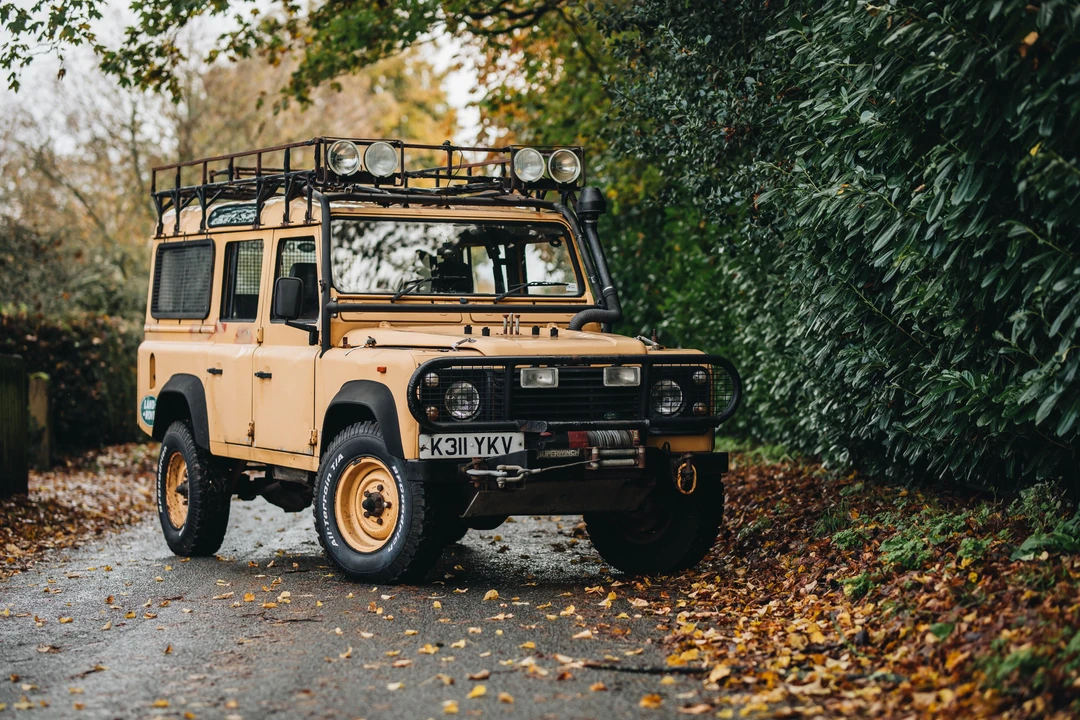 1992 Land Rover Defender 110 - Image 7 of 31