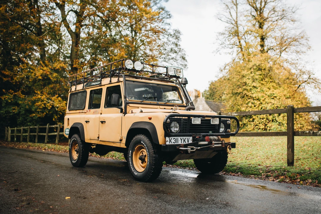 1992 Land Rover Defender 110 - Image 15 of 31