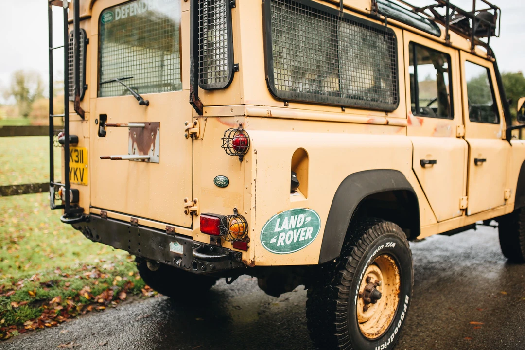 1992 Land Rover Defender 110 - Image 12 of 31