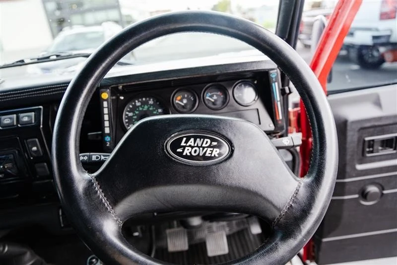 1992 Land Rover Defender 110 - Image 19 of 20