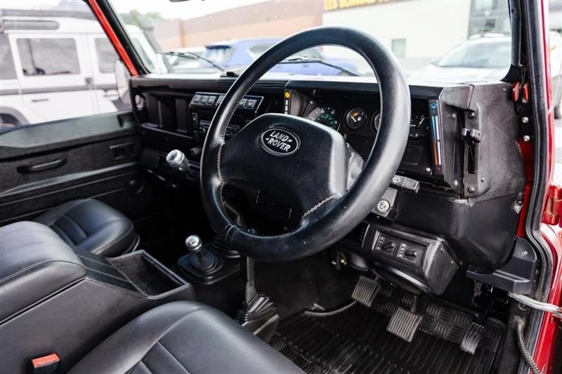 1992 Land Rover Defender 110 - Image 18 of 20