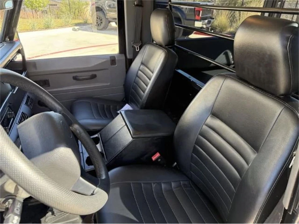 1992 Land Rover Defender - Image 8 of 19
