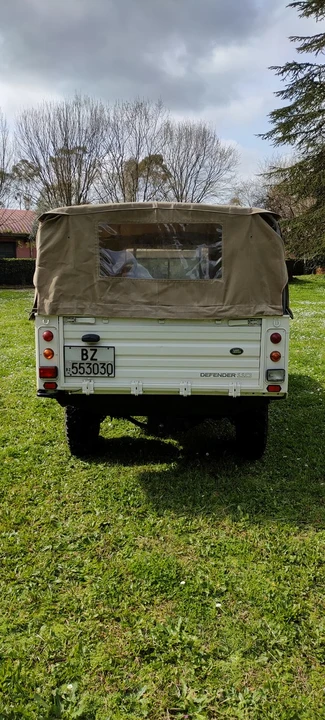 1992 Land Rover Defender 110 - Image 18 of 30