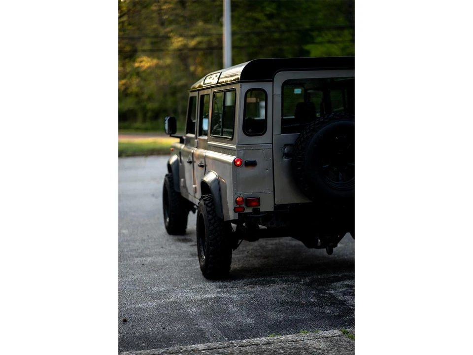 1992 Land Rover Defender 110 - Image 10 of 31