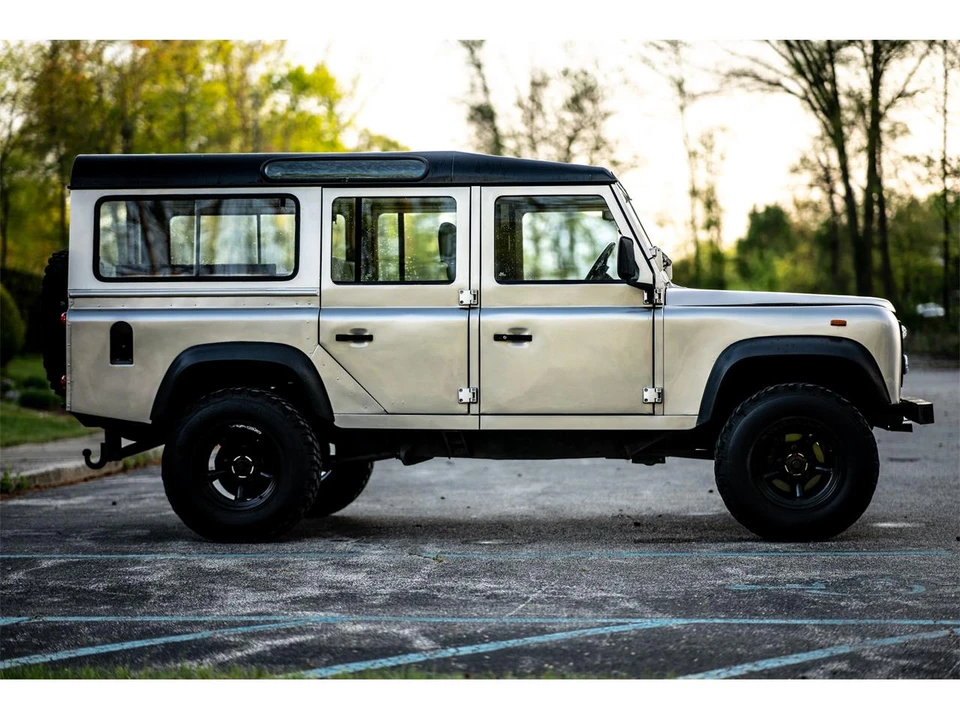 1992 Land Rover Defender 110 - Image 12 of 31