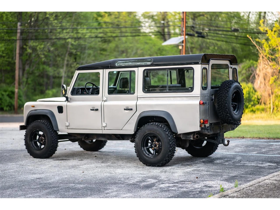 1992 Land Rover Defender 110 - Image 25 of 31