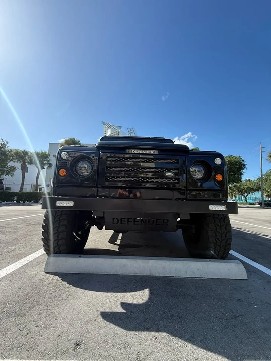 1992 Land Rover Defender 110 - Image 7 of 14