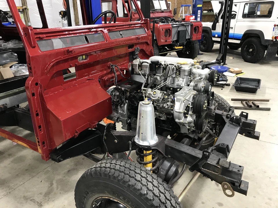1992 Land Rover Defender 110 - Image 18 of 21