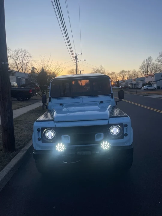 1992 Land Rover Defender 110 - Image 5 of 21