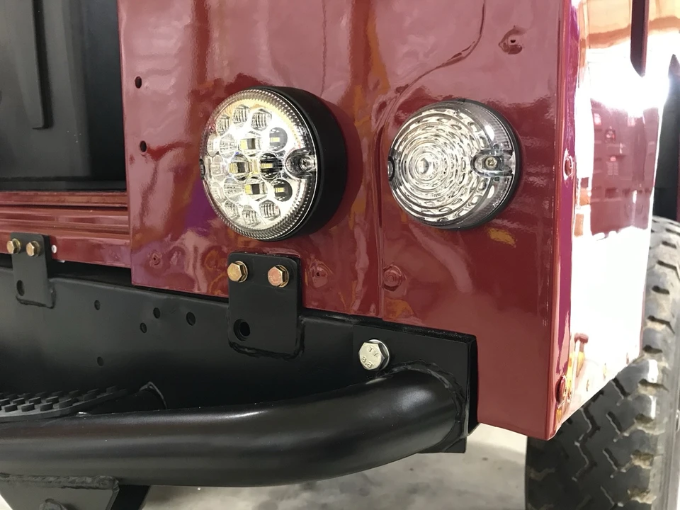 1992 Land Rover Defender 110 - Image 7 of 21