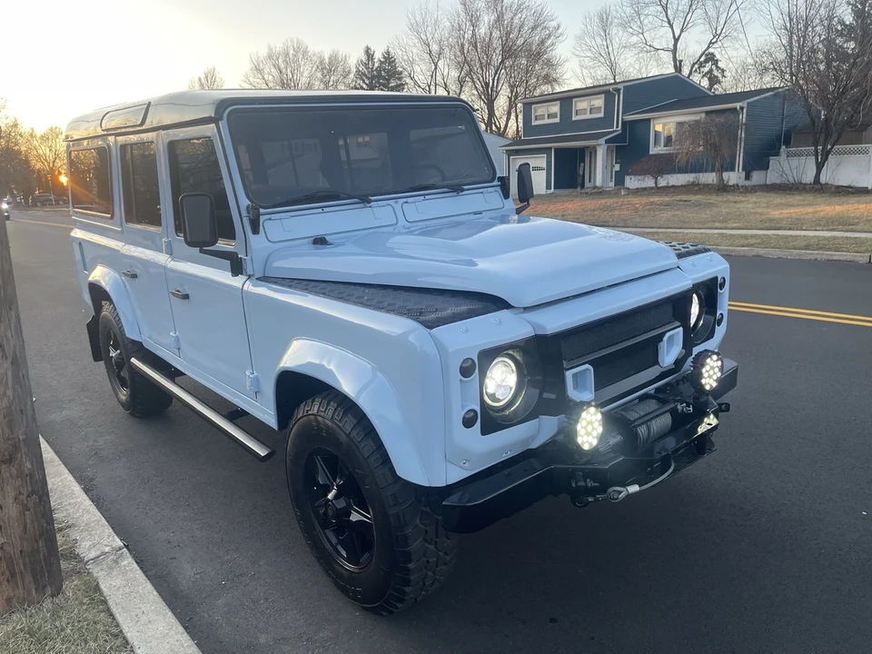 1992 Land Rover Defender 110 - Image 2 of 21