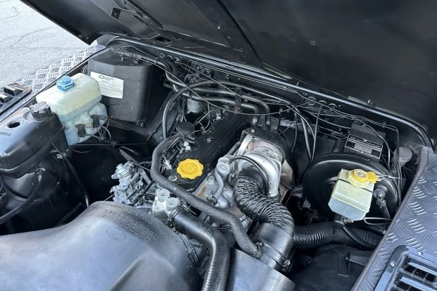1992 Land Rover Defender 110 - Image 6 of 8