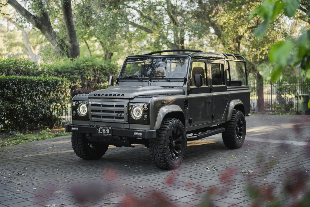 1992 Land Rover Defender 110 - Image 3 of 31